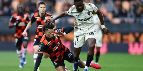 天助洛里昂爆冷击败朗斯：法甲第10逆转法甲第2，登顶梦碎