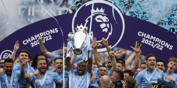 周六015 德甲：门兴格拉德巴赫VS沃尔夫斯堡 中游区的积分拉锯