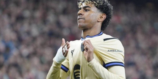 1-0、3-1！足坛一夜沸腾：巴萨艰难过关，曼城晋级，马竞绝杀