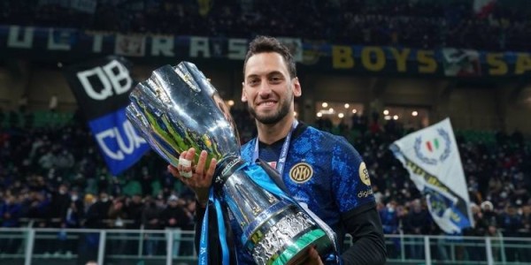 国米即将开启跟中场大师的续约会谈，可土耳其豪门又来捣乱了